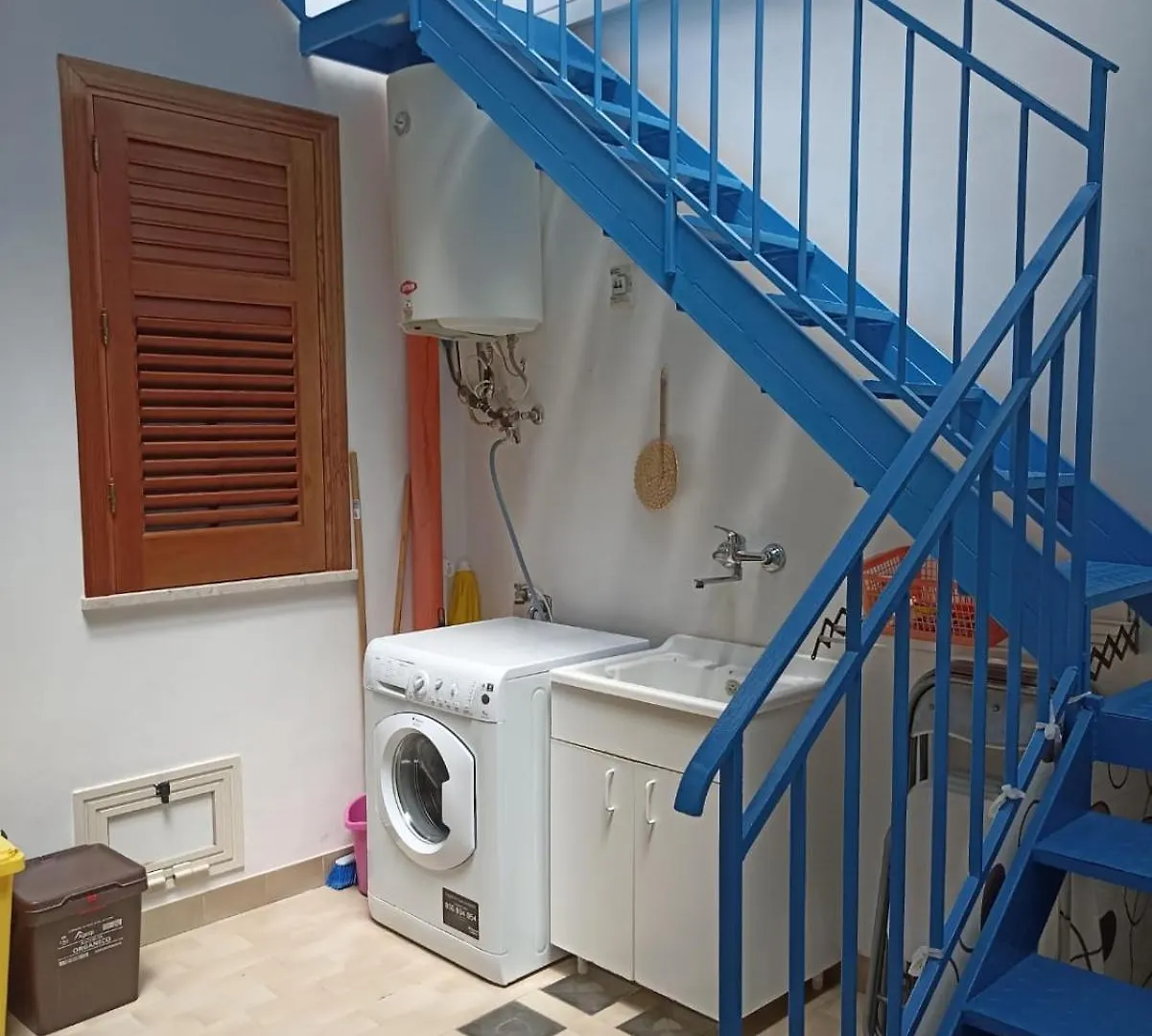 Appartamento Marco A Pochi Passi Dal Mare S.Vito 산비토로카포 아파트